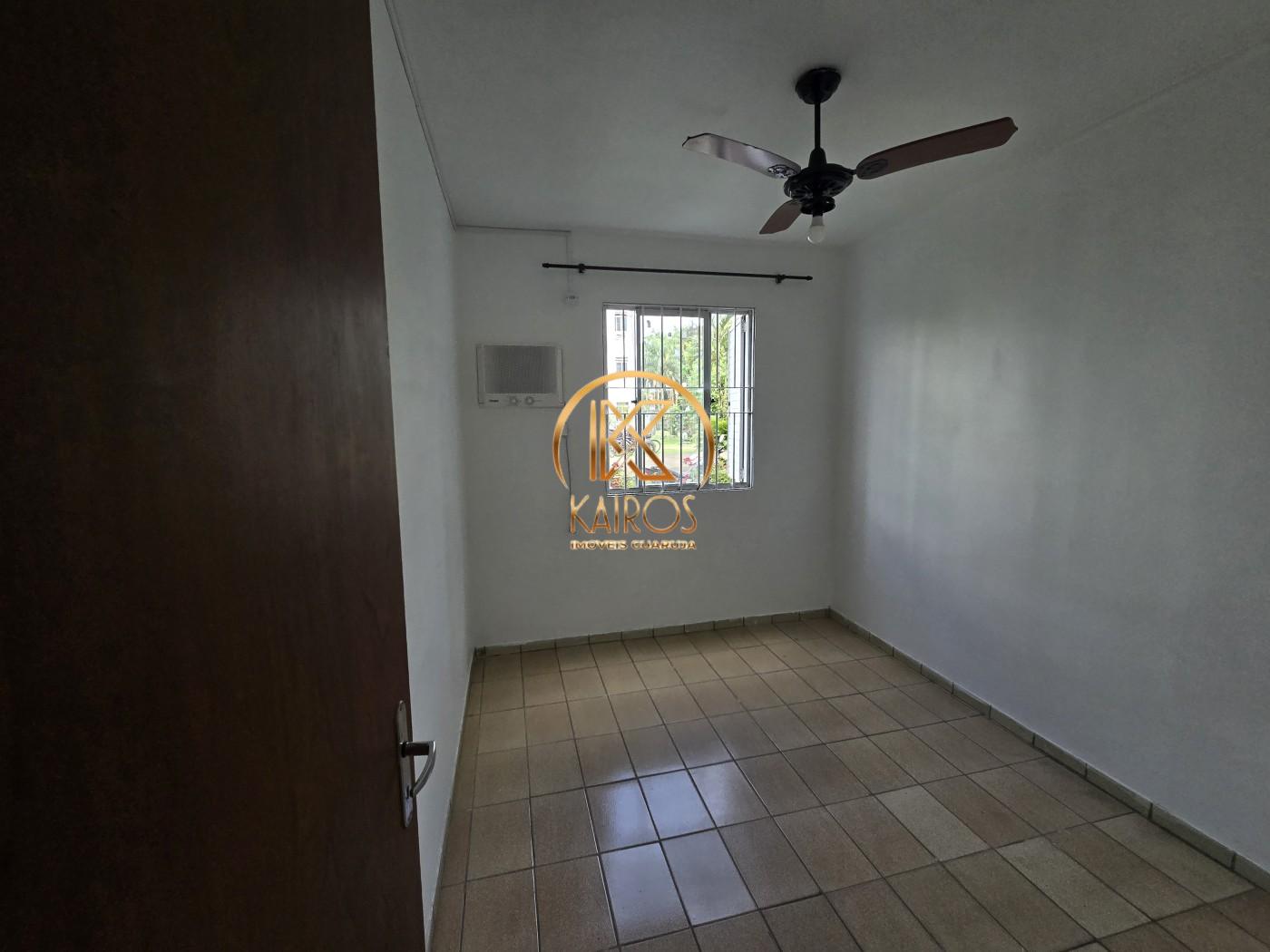 Apartamento para Venda em Guarujá, Vila Santo Antônio, 2 dormitórios, 1 banheiro, 2 vagas em Vila Santo Antônio, Guarujá — foto 2